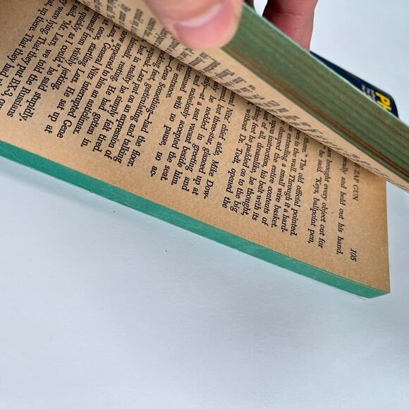 The Zap Gun Philip K. Dick Vintage Paperback First Dell Printing 1978 Sci-Fi - Picture 5 of 6